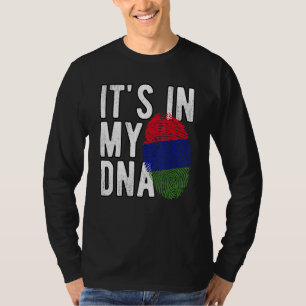 T-shirt C'est drôle dans mon ADN drapeau Gambie Empreinte 
