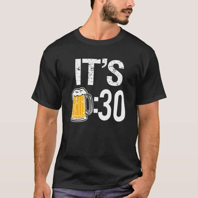 T-shirt C'est la chemise des hommes drôles de la bière 30 (Devant)