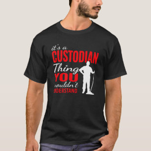 T-shirt C'est la chose gardienne pour la garde de la marin