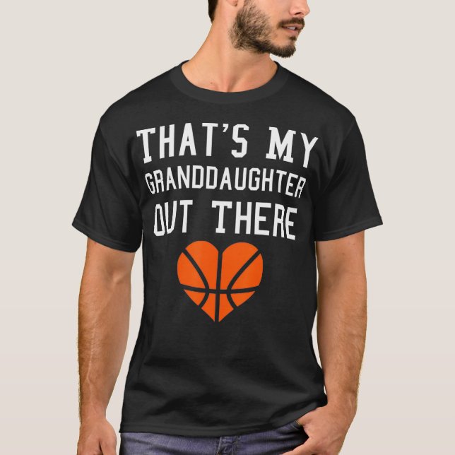 T-shirt C'Est Ma Petite-Fille Là-Bas Basketball (Devant)