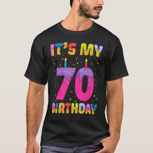 T-shirt C'est mon 70e anniversaire fille beigne douce Joye (Devant)