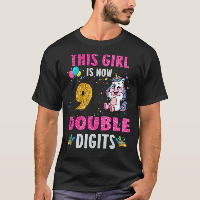 T-shirt C'est mon 9e anniversaire Cette fille a maintenant (Devant)