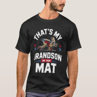 T-shirt C'est mon petit-fils sur ce tapis luttant contre g