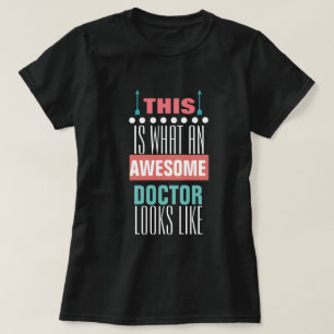 T-shirt C'est quel docteur impressionnant Looks Shirt
