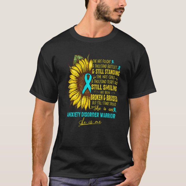 T-shirt C'Est Une Guerrière De Troubles D'Anxiété Elle Est (Devant)