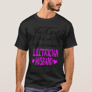 T-shirt Cette Fille A Un Magnifique Mari Électricien