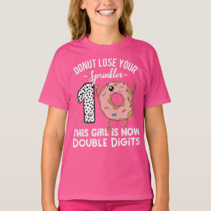 T-shirt Cette fille est maintenant double chiffres 10e ann