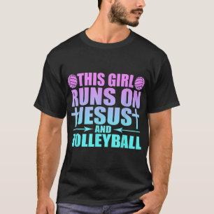 T-shirt Cette Fille Fonctionne Sur Jésus Et Volleyball Nou
