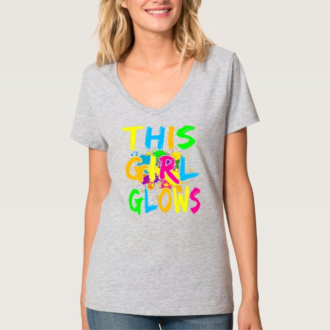 T-shirt Cette fille souffle la fête des années 80 rétro  (Devant)