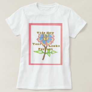 T-shirt Cette nouvelle année semble parfait floral texte a