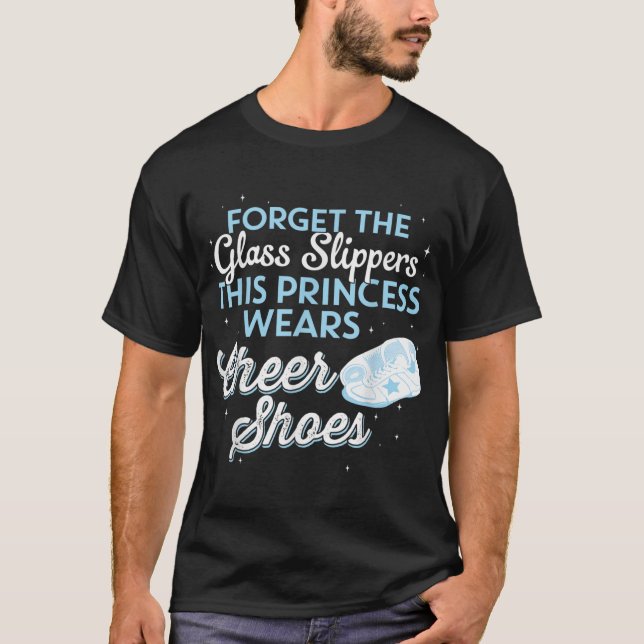 T-shirt Cette Princesse Porte Des Chaussures Ravissantes (Devant)