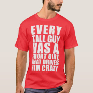 T-shirt Chaque grand gars a une petite fille qui le condui