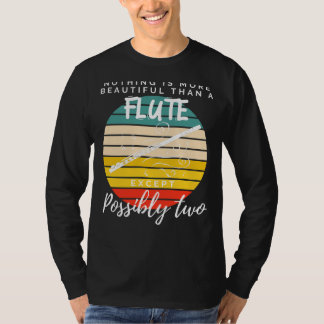T-shirt Charme mélodique : Embrassez la double beauté dans