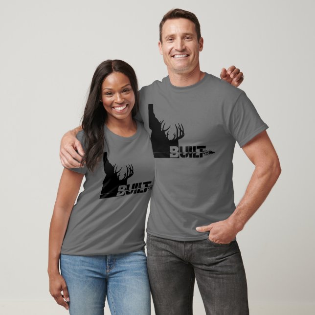 T-shirt Chasseur De Cerfs Construit En Idaho (Unisexe)