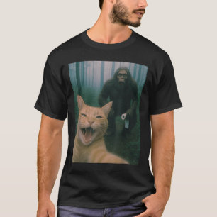 T-shirt Chat Drôle Surpris Happy Selfie Avec Bigfoot Sasq