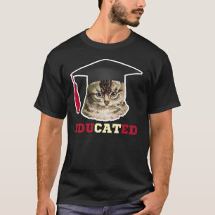 T-shirt Chat éduqué portant une casquette de diplôme