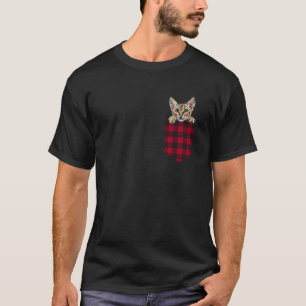T-shirt Chat Savannah Dans La Poche Regardant Maman Amoure