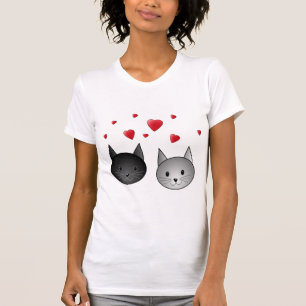 T-shirt Chats noirs et gris mignons, avec des coeurs