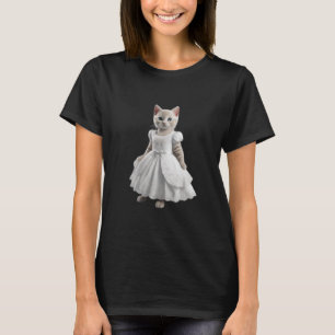 T-shirt chatte mignonne portant des vêtements, chaton drôl
