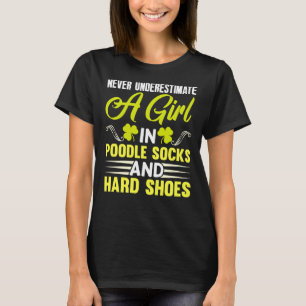 T-shirt Chaussettes De Poodle Et Chaussures Dures Irlandai