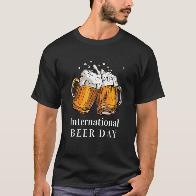 T-shirt Cheers International Beer Day   (Devant)