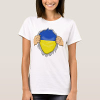 Chemise déchirée avec drapeau de l'Ukraine à l'int