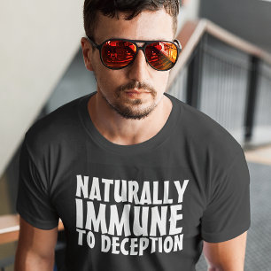 T-SHIRT CHEMISE "IMPERMÉABLE À LA DÉSINFORMATION" ANTI-VAC