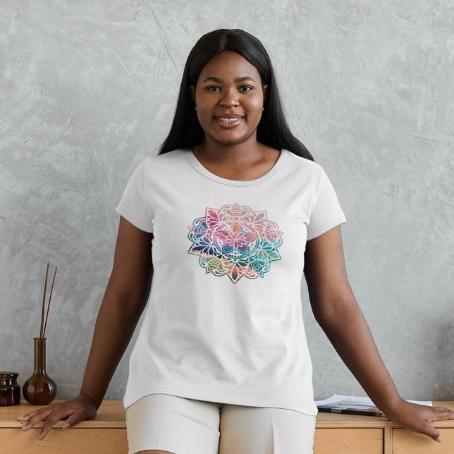 T-shirt Chemise Mandala colorée (Beautiful and colorful Mandala T-Shirt)