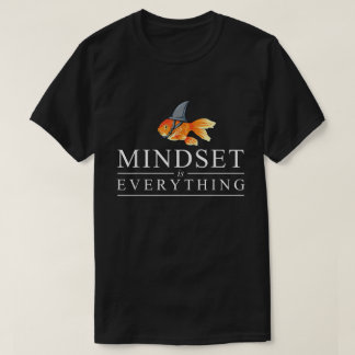T-shirt Chemise Poisson Requin Mentalité Est Tout