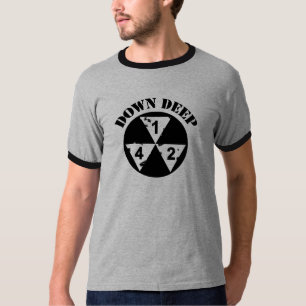 T-shirt Chemise profonde de mécanicien de Hugh Howey vers