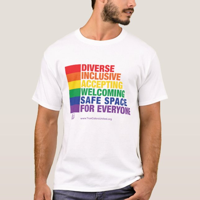 T-shirt Chemise sûre de l'espace par des couleurs vraies (Devant)