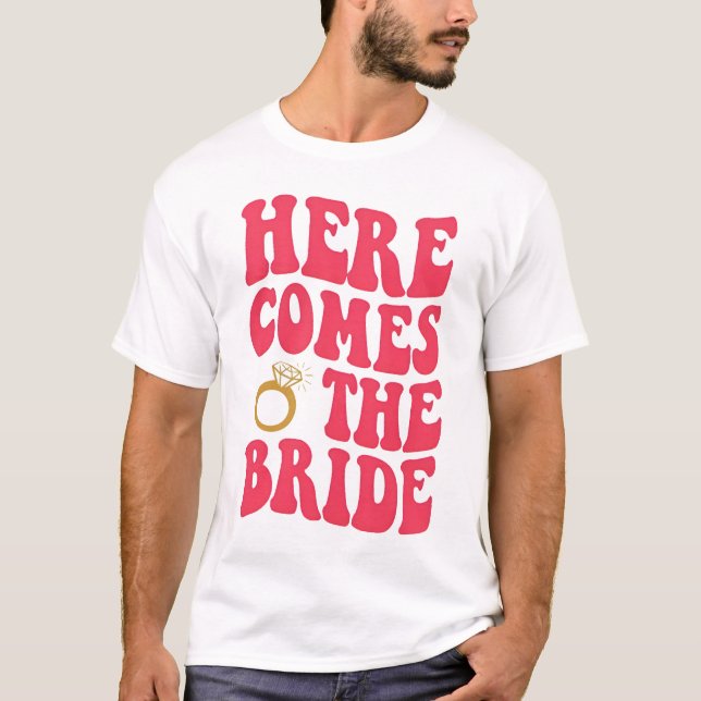 T-shirt Chemises de Fête de Fiançailles, Ici (Devant)