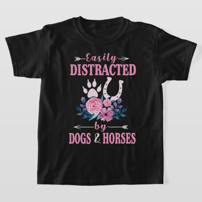 T-shirt Cheval facilement distrait par les chiens et les c (Poser)