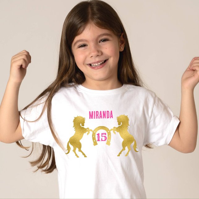 T-Shirt Cheval thème anniversaire or cheval équestre (Horse themed birthday party personalized shirt Gold horses pink writing)