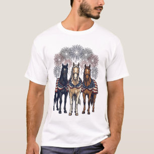 T-shirt Chevaux patriotiques Feux d'artifice Art vectoriel