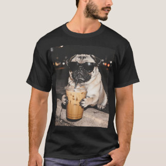 T-shirt Chien Carlin Drôle Buvant du Café Glacé