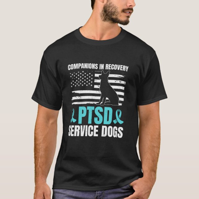 T-shirt Chien de service SSPT drapeau américain SSPT vétér (Devant)
