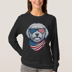T-shirt Chien Patriote Fluffy Illustration Vectorielle_1