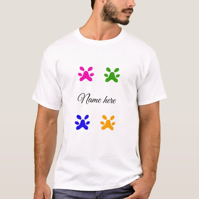T-shirt Chien patte coloré animal ajouter nom texte animal (Devant)