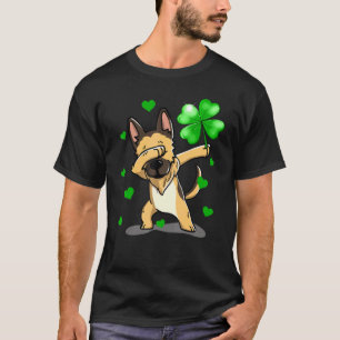 T-shirt Chiens bergers allemands Dabbing Lucky Shamrock ir