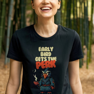 T-shirt Chouette drôle tenant de la Mug de café