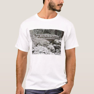 T-shirt Chutes de neige dans le jardin japonais de Portlan
