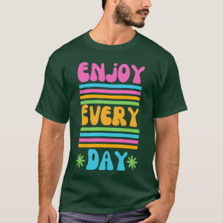 T-shirt Citation esthétique rétro colorée rétro