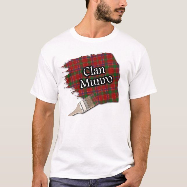 T-shirt Clan Munro Scottish Tartan Paint Shirt (Devant)
