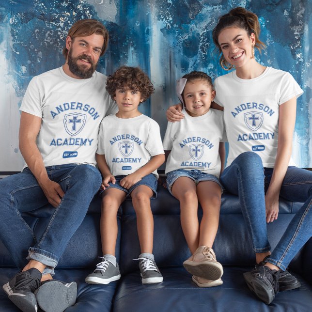 T-shirt Classic Blue Text Cross et Shield Homeschool (Créateur téléchargé)