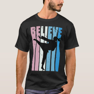 T-shirt Classique Enfants Rétro Karaté Motivation Croire P
