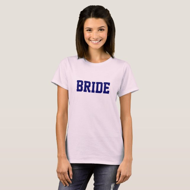 T-shirt classique pour femmes Pink Bride (Devant entier)