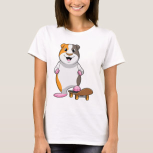 T-shirt Cochon de Guinée en patinage avec skateboard