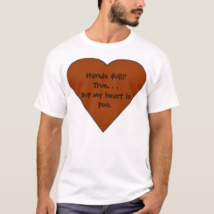 T-shirt coeur, mains complètement ?  Rectifiez. Mais mon