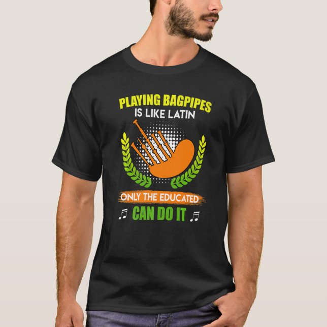 T-shirt Comme le latin, seuls les gens éduqués jouent à la (Devant)